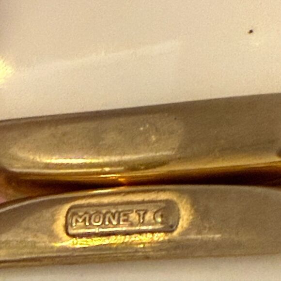 Vintage Monet Signed White Lucite Clamper Bracelet with GoldTone Accent. - Picture 7 of 7